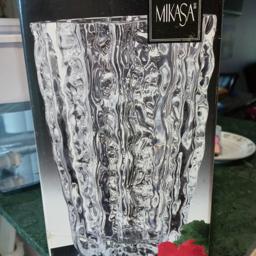 Crystal vase